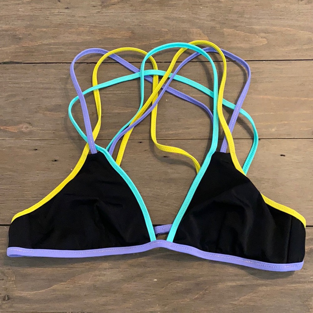 Victoria’s Secret strappy bikini top